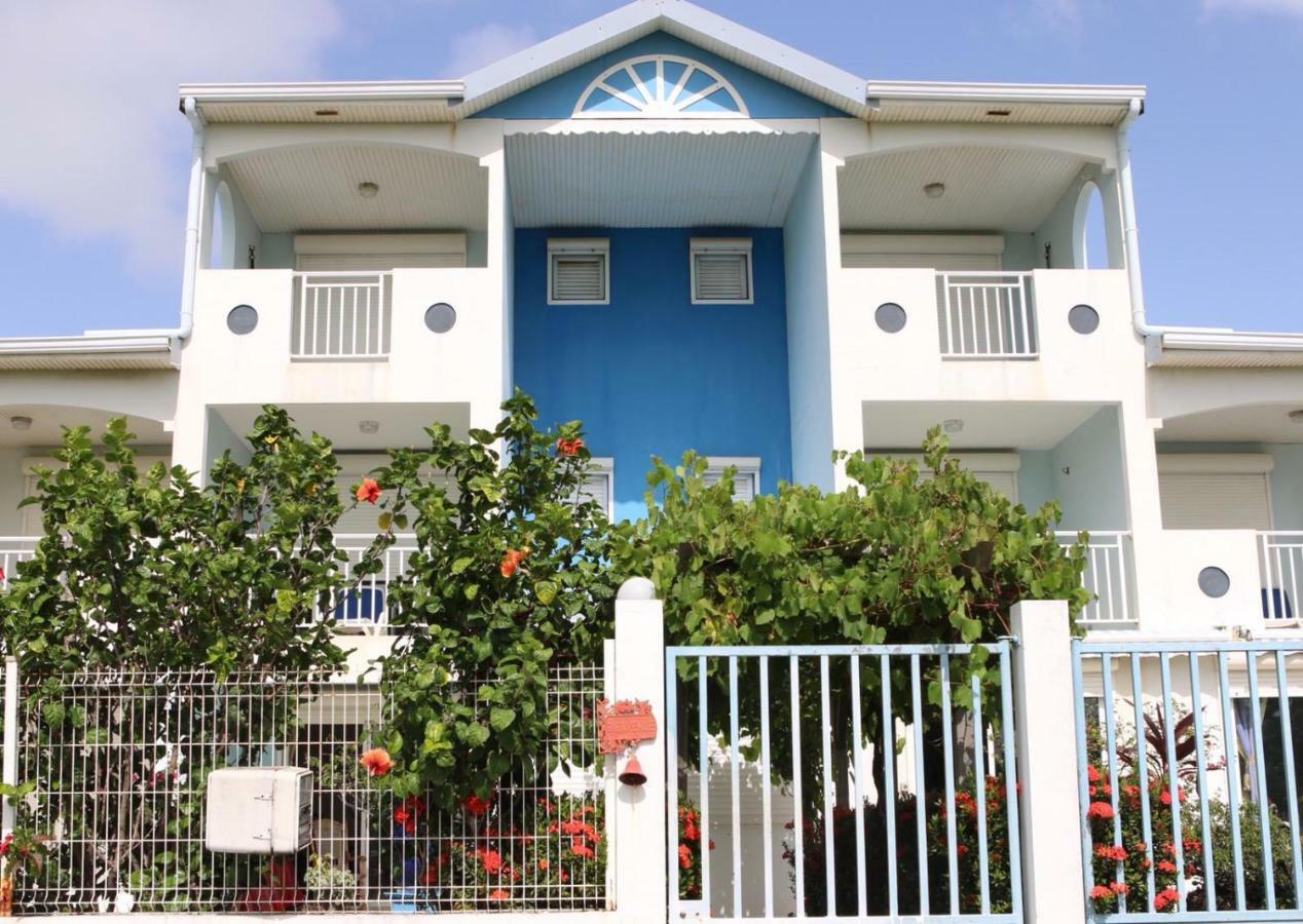 Bed & Breakfast 6 Suites Piscine Et Plage Pointe Faula Le Vauclin Exterior foto